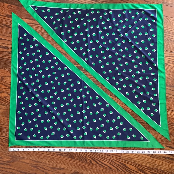 Unbranded | Pair of Blue, White & Kelley Green Triangle Scarves - Picture 5 of 5